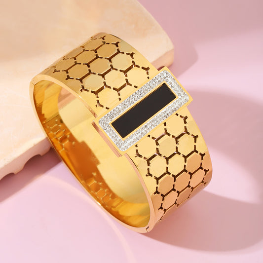 Black Gem Gold Gala Cuff - Thick