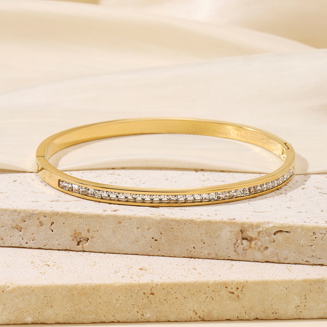 Minimal Beauty Gold Bracelet - Salty Accessories