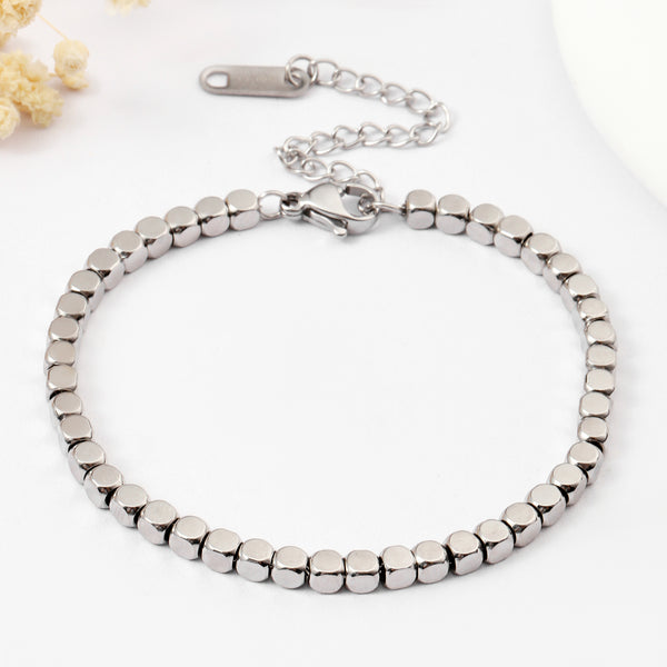 Silver Whisper Chic Bracelet