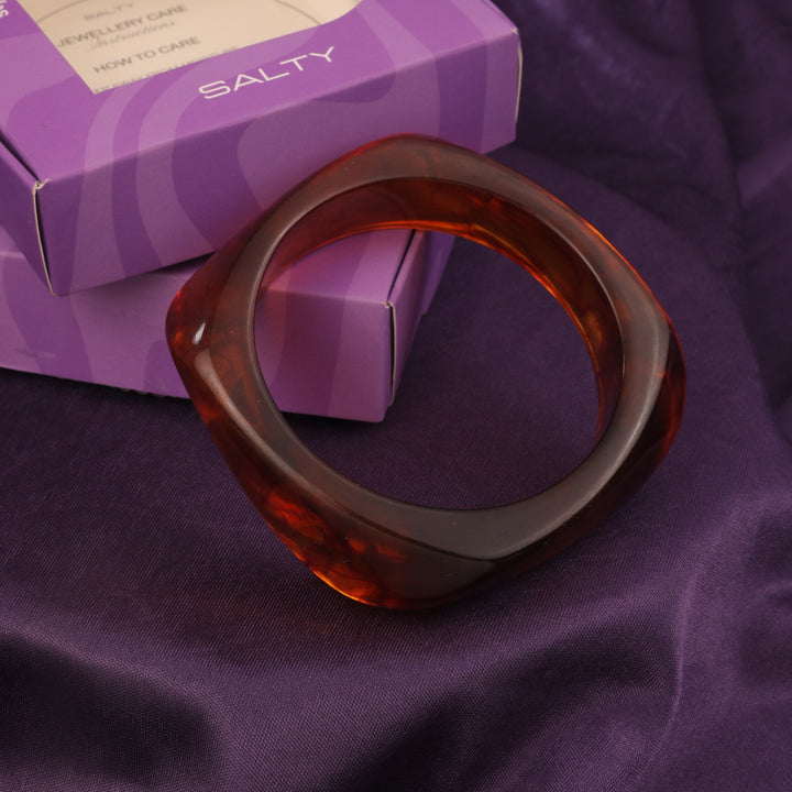 Ambar Tarang Kada - Salty Accessories