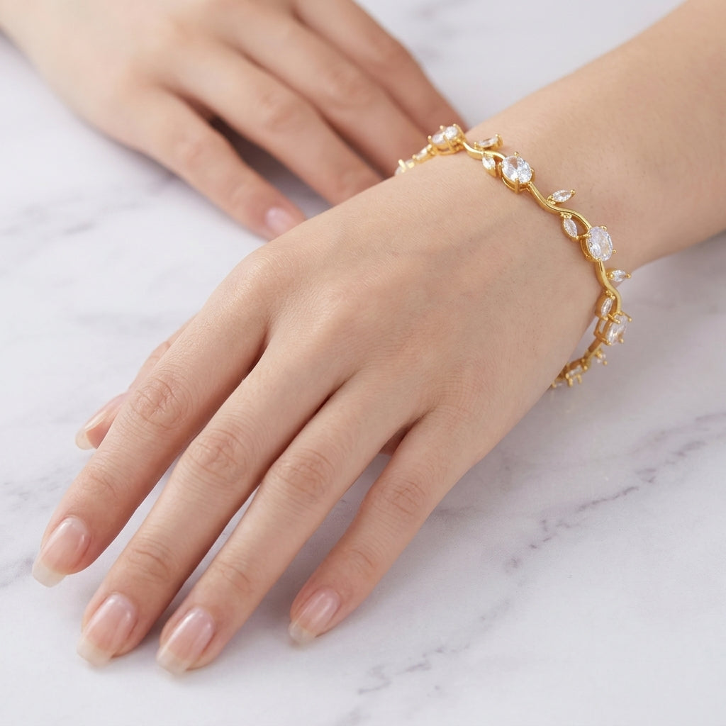 Crystal Vine Bracelet - White | Salty