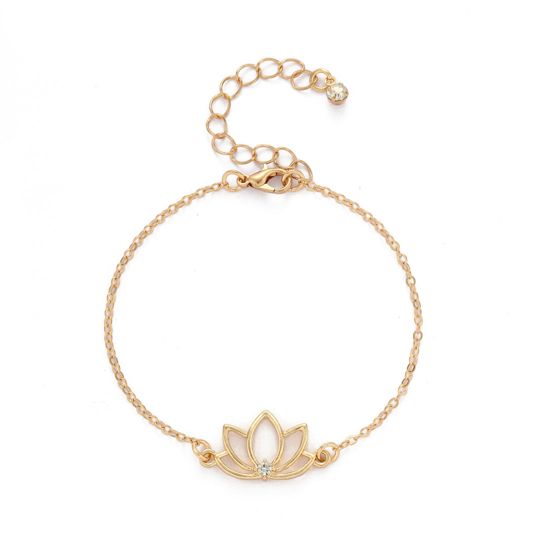 Lotus Divinity Lumba Bandhan Rakhi For Bhabhi