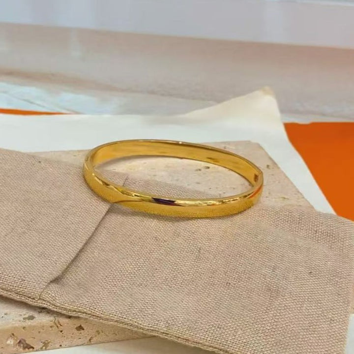 Golden Classic Bracelet