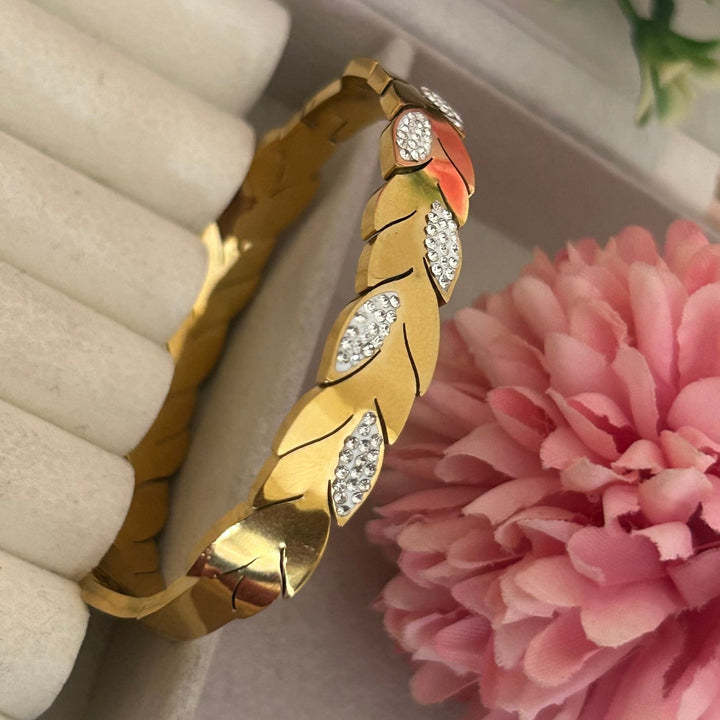 Gilded Laurel Bracelet