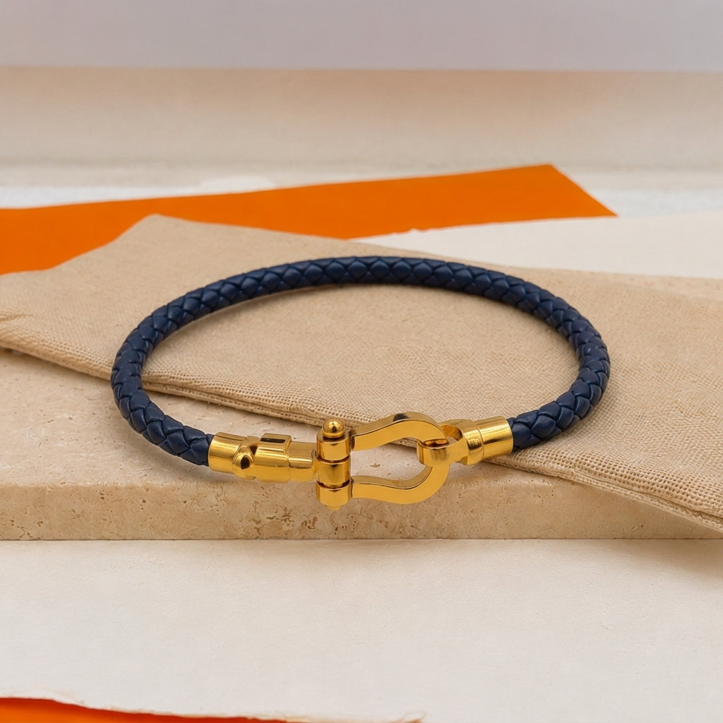 Onyx Shackle Cord Bracelet - Blue
