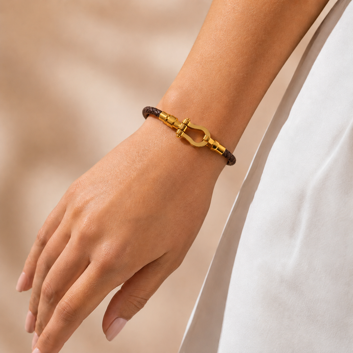 Onyx Shackle Cord Bracelet - Brown
