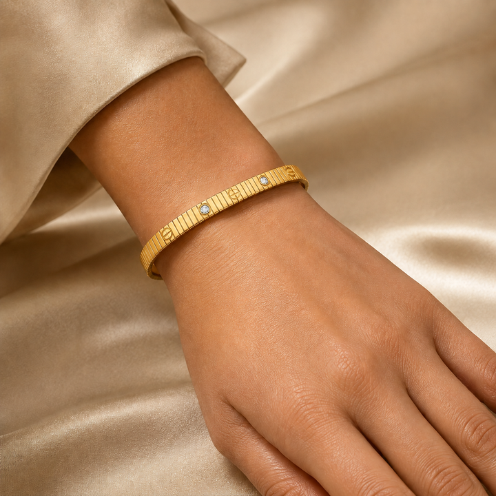 Gleam Line Bracelet