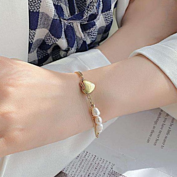 Golden Heart Pearl Bracelet