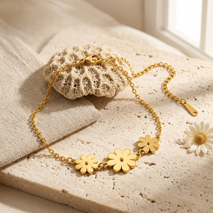 Golden Daisy Minimal Bracelet