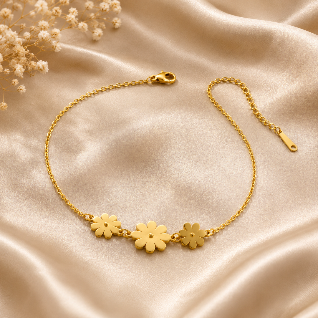 Golden Daisy Minimal Bracelet