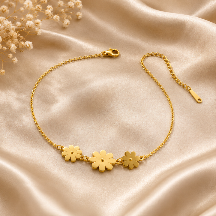 Golden Daisy Minimal Bracelet