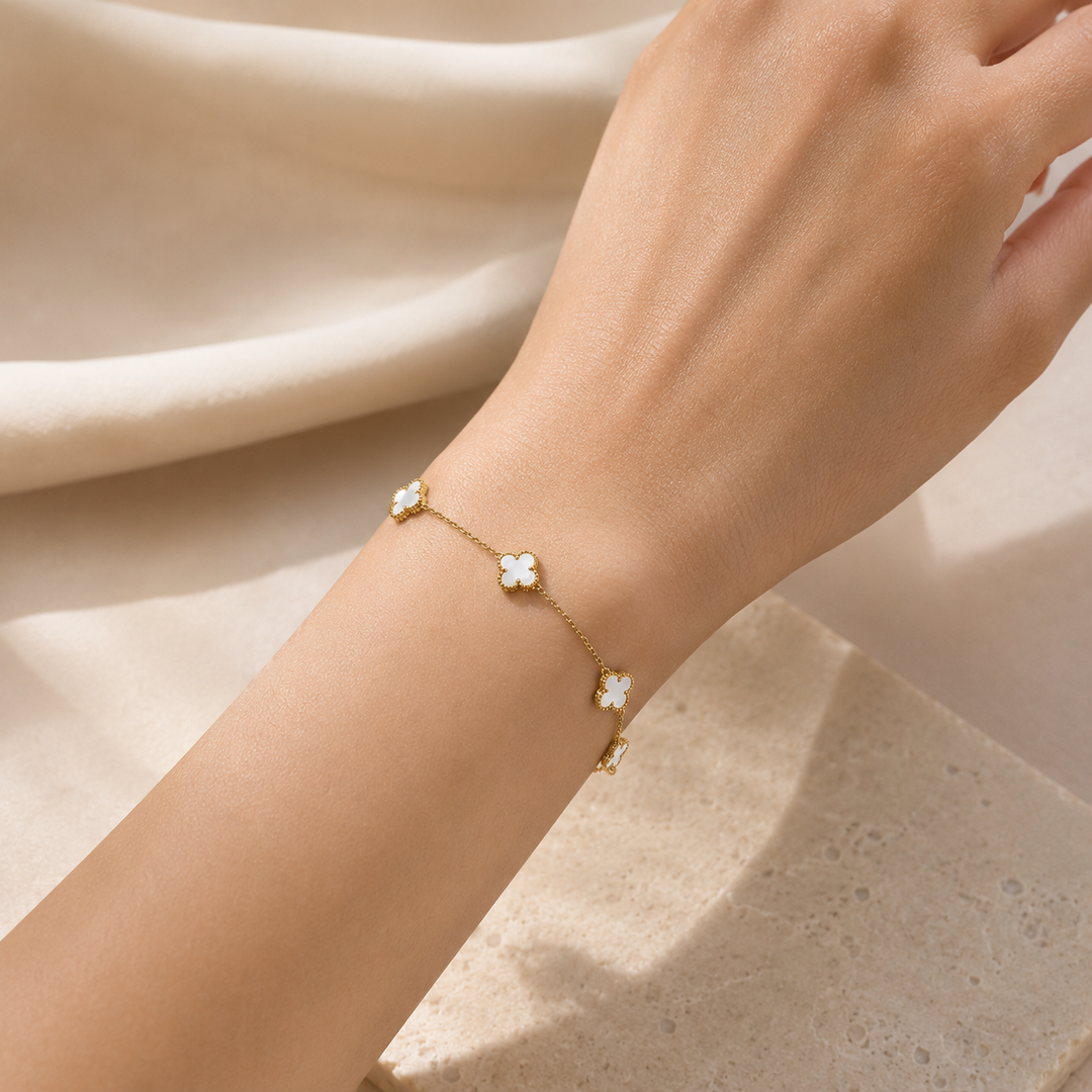 Elysian Clover Link Bracelet