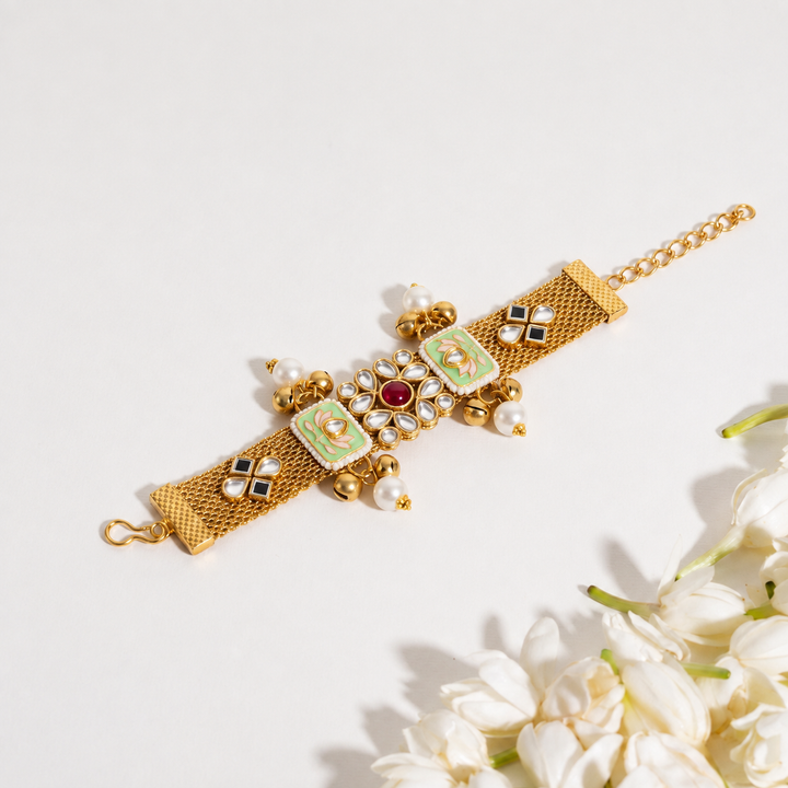Floral Enamel Pearl Mesh Bracelet