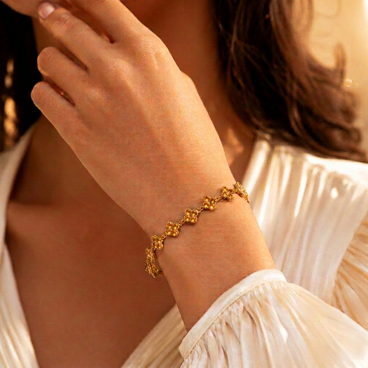 Dahlia Bloom Link Bracelet - Yellow
