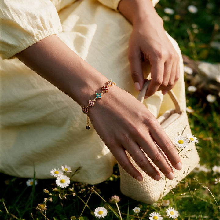 Confetti Bloom Clover Bracelet
