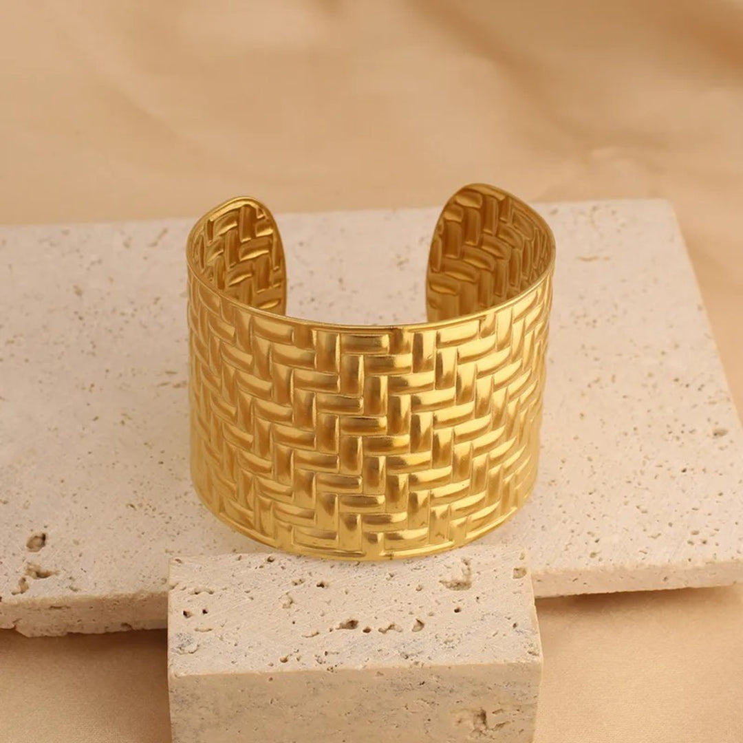 Siena Weave Woven Texture Cuff