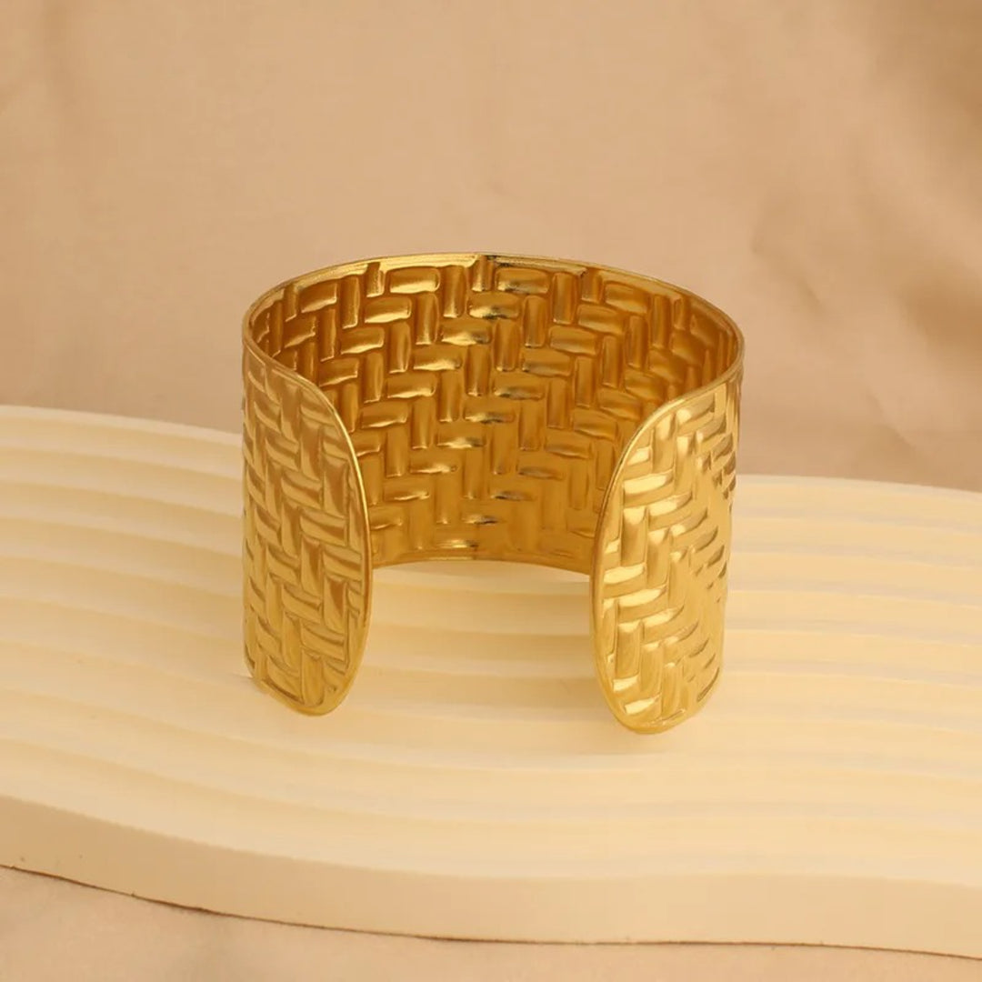 Siena Weave Woven Texture Cuff