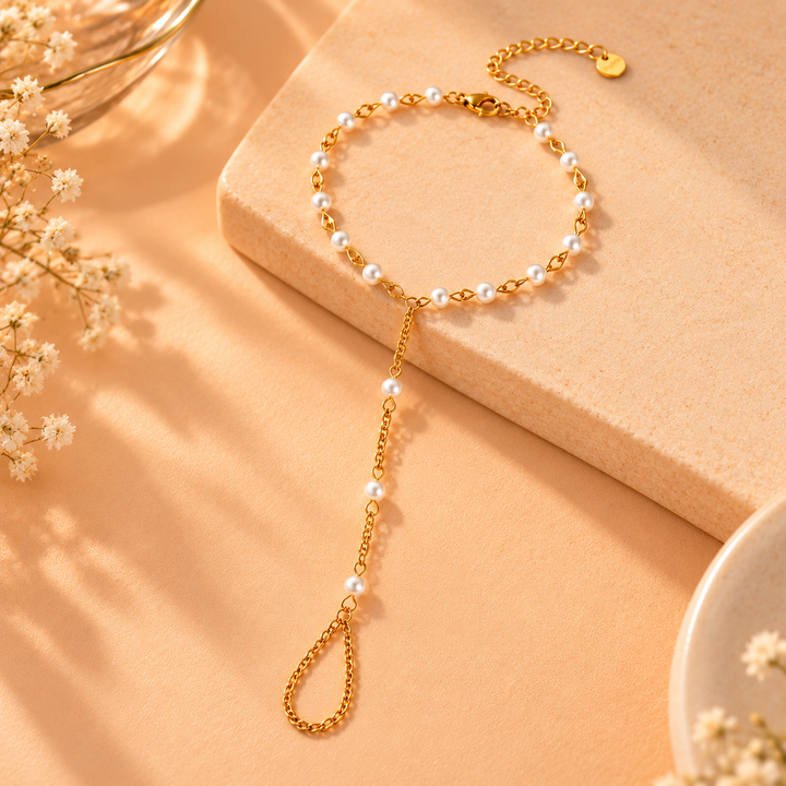 Pearlglow Hand Chain