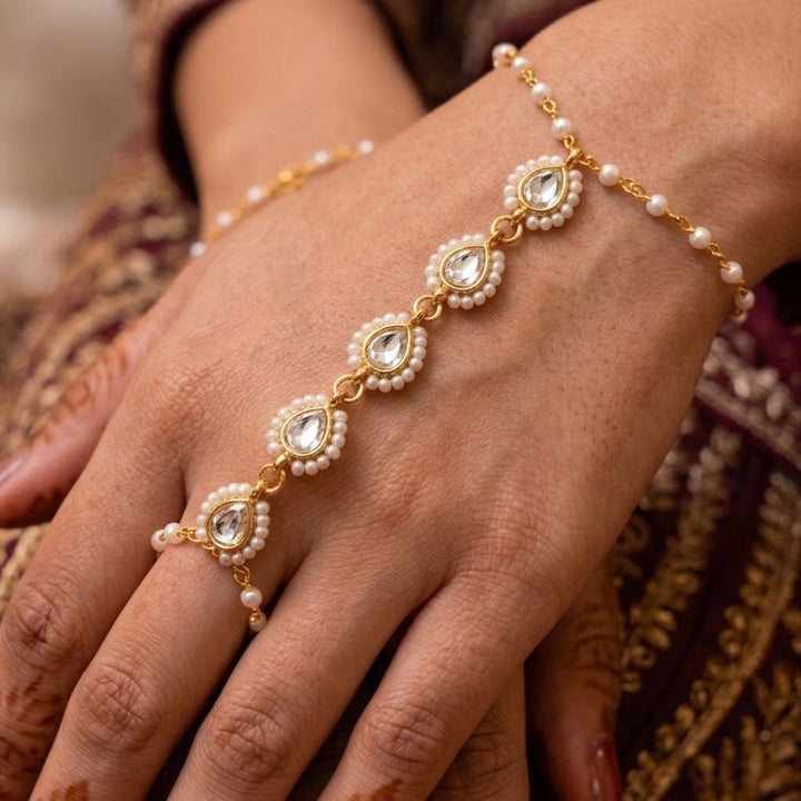 Dewdrop Kundan Hand Chain - White