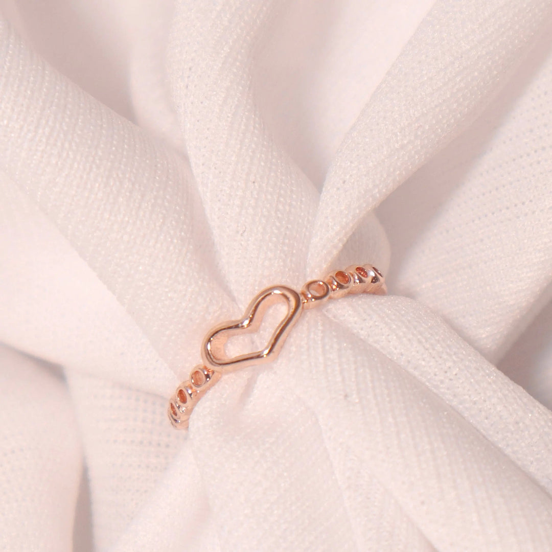 Basic Heart Gold Ring - Salty Accessories