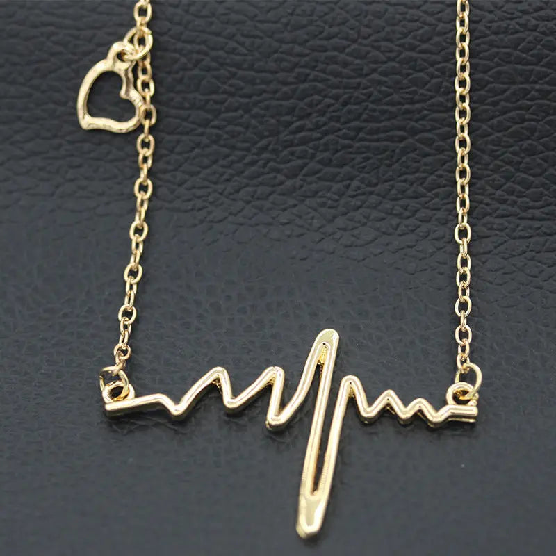 Beating Heart Necklace - Salty Accessories