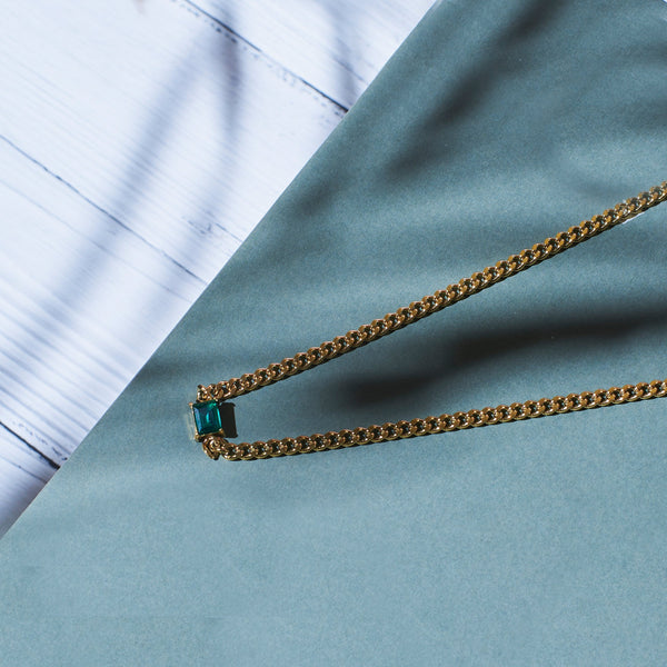 Bewitching Emerald Necklace