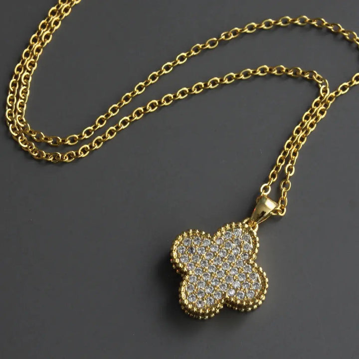 Big Clover Rounded Necklace - Gold - Salty Accessories