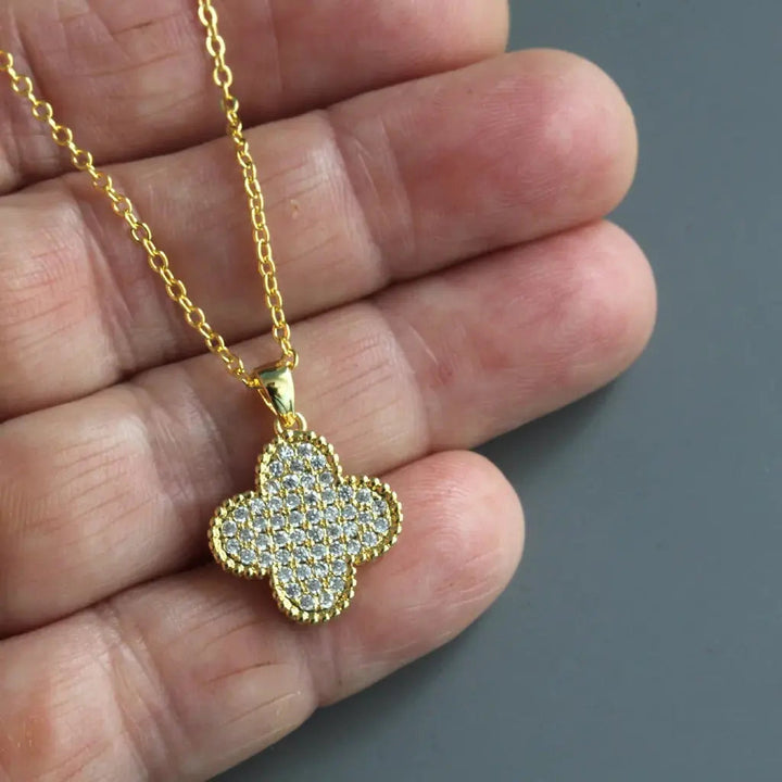 Big Clover Rounded Necklace - Gold - Salty Accessories