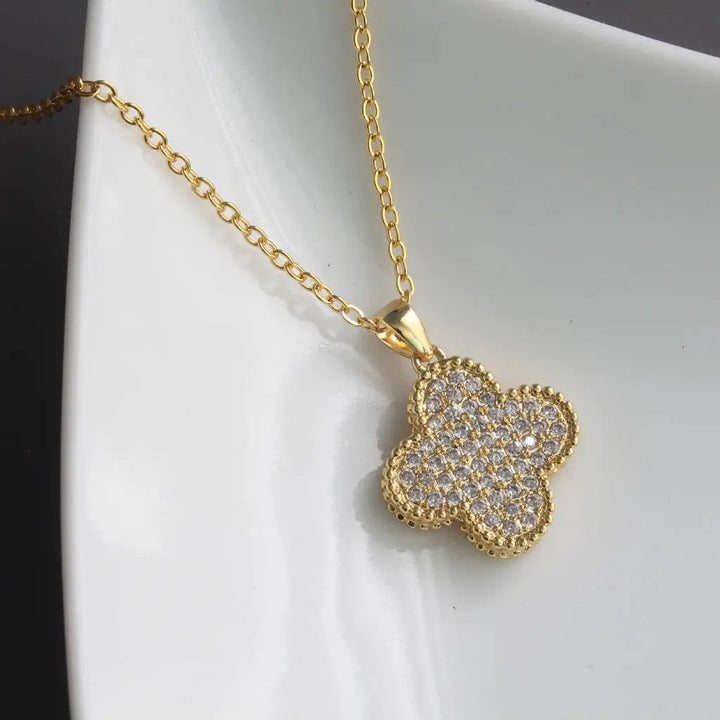 Big Clover Rounded Necklace - Gold - Salty Accessories
