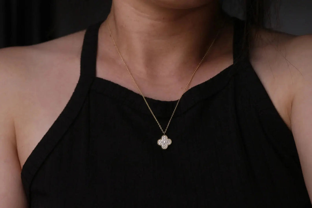 Big Clover Rounded Necklace - Gold - Salty Accessories