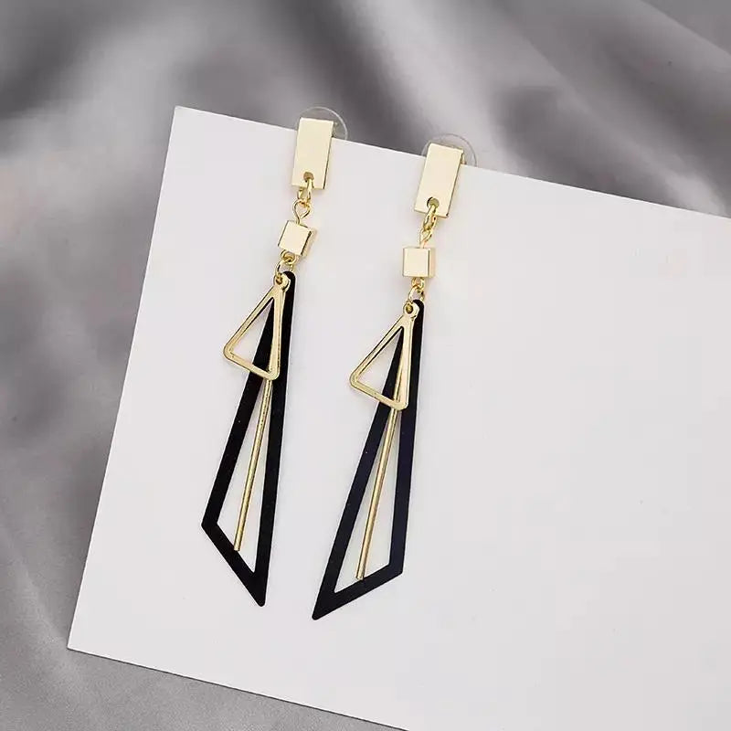 Black Geometric Decor Drop Earrings Gold