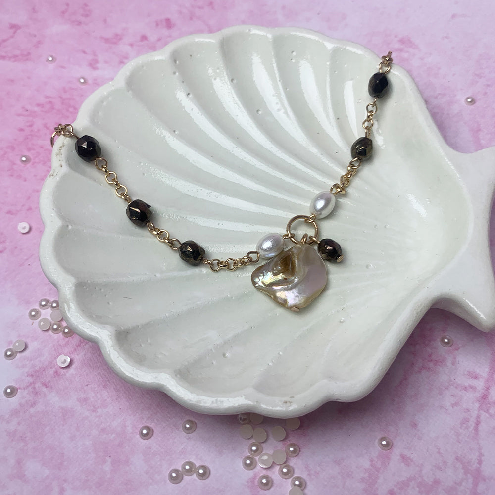 Black Sapphire Sea Tassel Bracelet