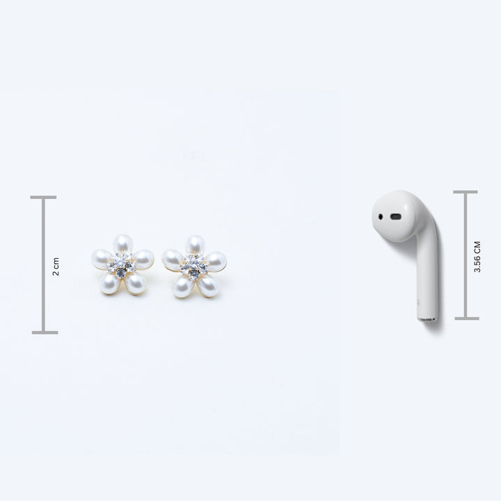 Blooming Beauty Pearl Earrings - Salty Accessories