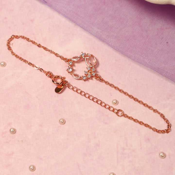 Blooming Simplicity Floral Bracelet - Salty Accessories