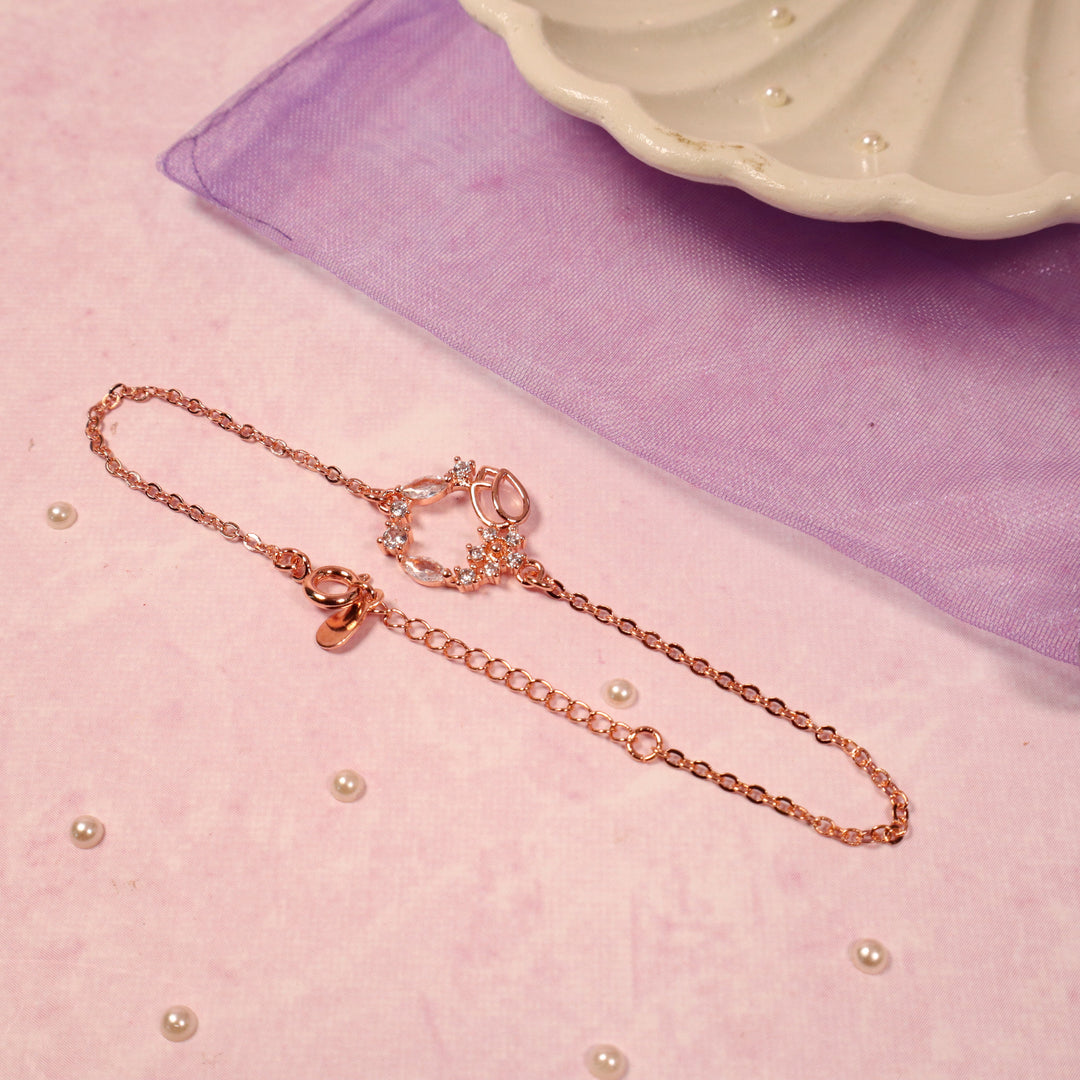 Blooming Simplicity Floral Bracelet - Salty Accessories
