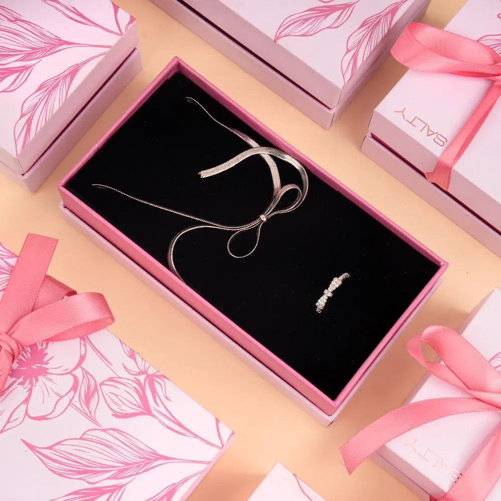 Bowtiful Sparkle Necklace and Ring Combo | Salty