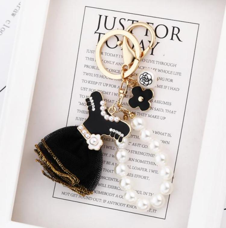 Pearls and Flowers Bag and Purse Charm