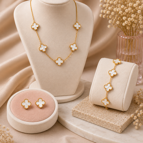 White Dove Clover Affair Jewellery Set