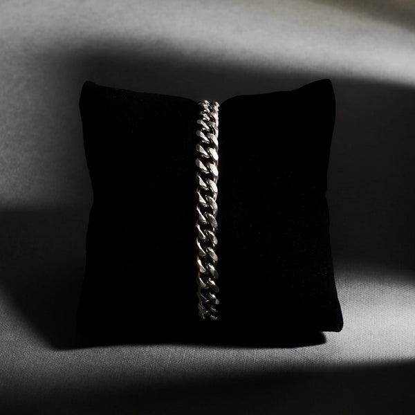 Chic Silver Link Bracelet