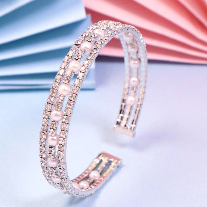 Classic Fresh Pearls Cuff - Salty Accessories