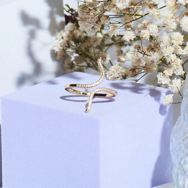 Couture Quirk Golden Ring