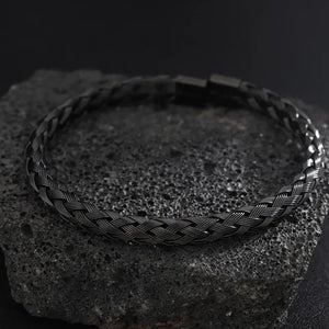 Crosslink Open Cuff Bracelet - Black | Salty