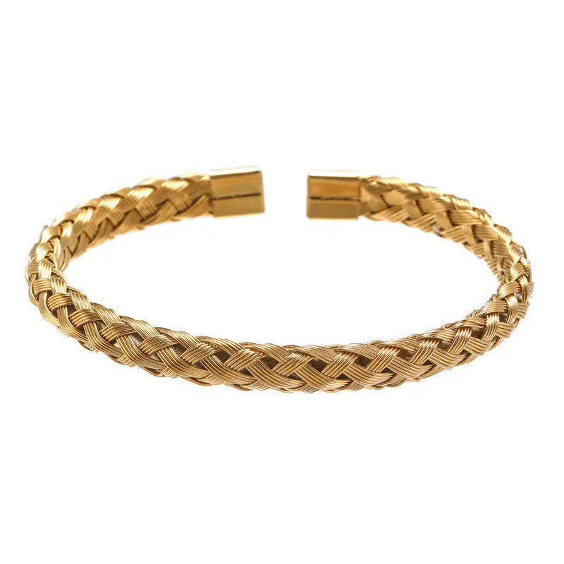 Crosslink Open Cuff Bracelet - Gold | Salty