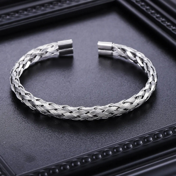 Crosslink Open Cuff Bracelet - Silver | Salty
