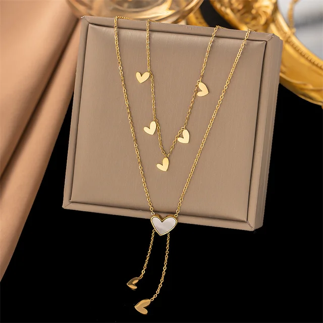 Cupid's Kiss Gold Necklace