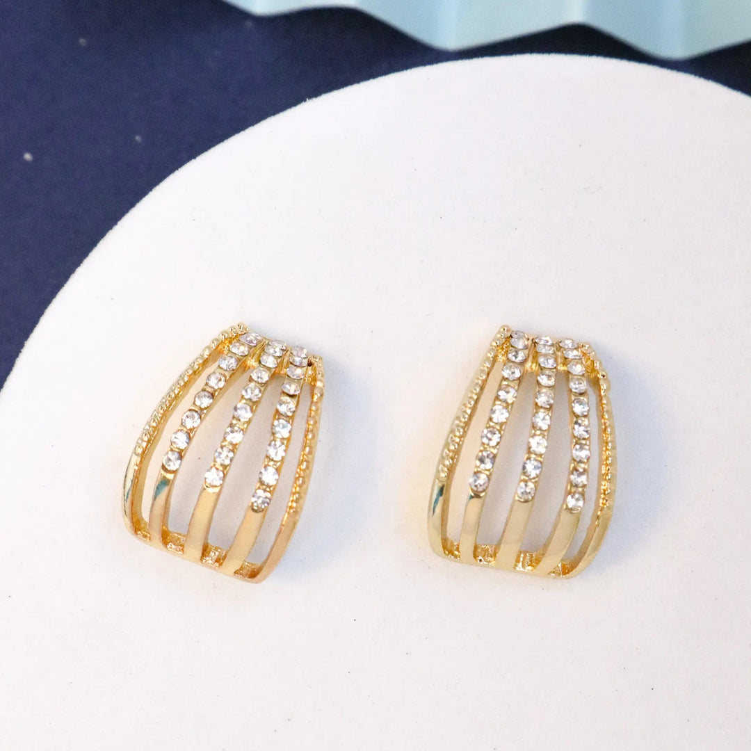 Curved Parallel Lined Earrings - Salty Accessories