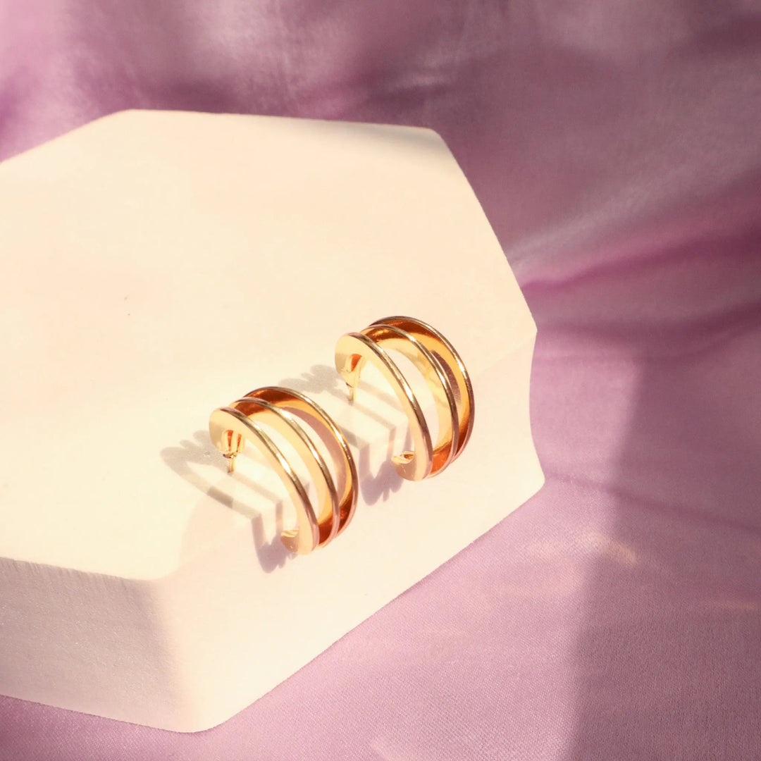 Cute Hugging Hoops - Salty Accessories