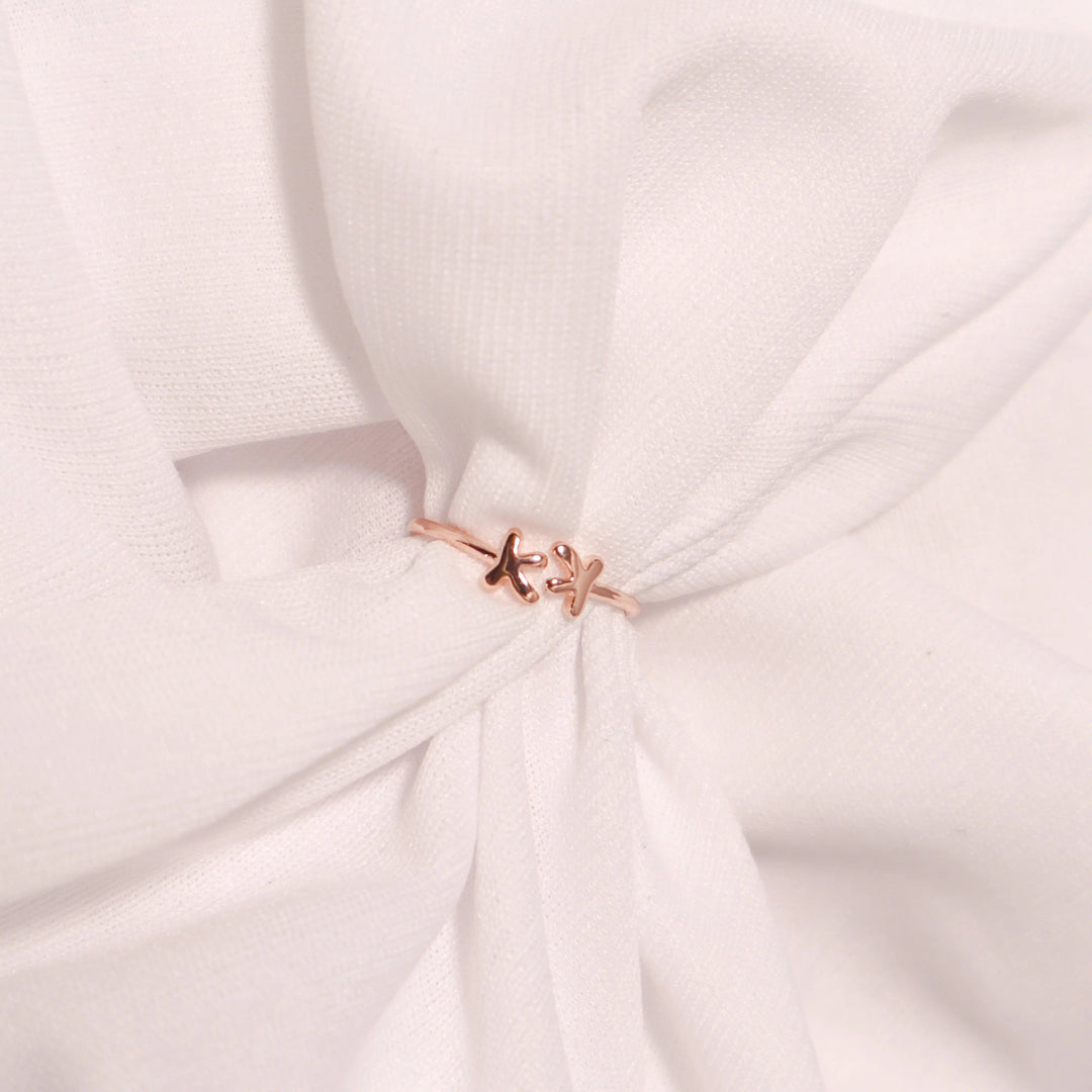 Cute Hugging Ring - Salty Accessories