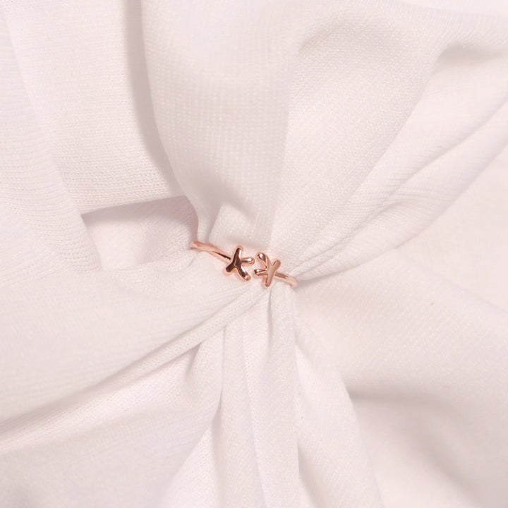 Cute Hugging Ring - Salty Accessories