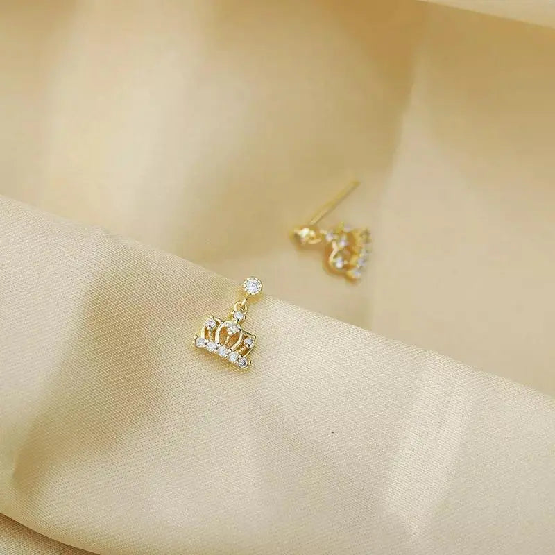Cute Shine Simple Crown Earrings Gold